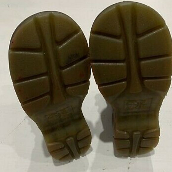 Dr. Martens Jessica 8-eye Boots - Picture 6 of 8